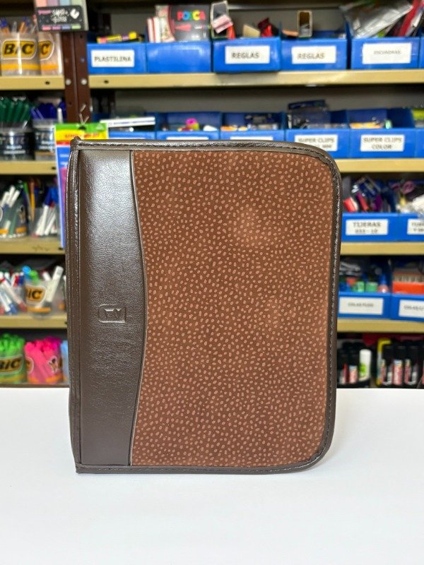 Producto - Agenda Diaria Rep. Cambiable R8 c/cierre - "Ind. Sudamericanas" - 4