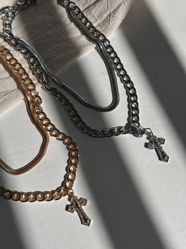 Producto - Collar Saint Cross Gold - 3