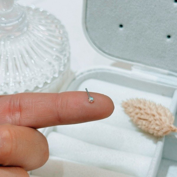 Producto - Piercing Aurora Boreal Para Nariz Acero Blanco