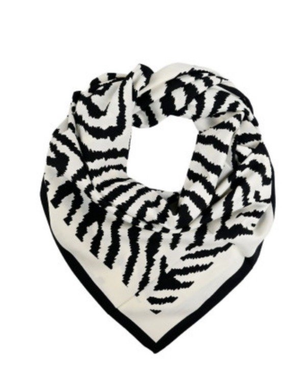 Producto - Pañuelo Adrya