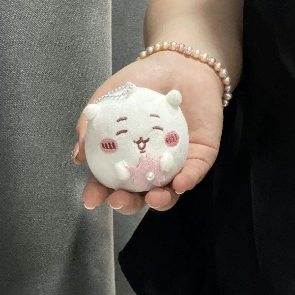 Producto - Llavero chiikawa sakura gordito