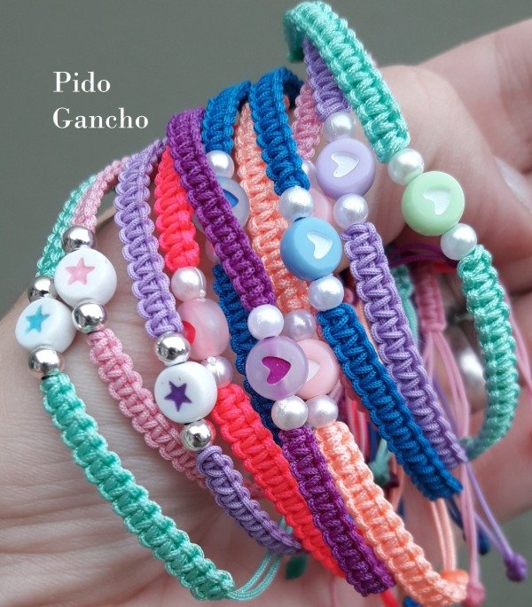 Producto - Pulsera hilo chino con corazón, estrella, inicial o número.