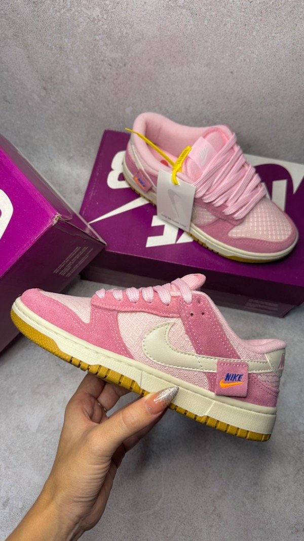 Producto - NIKE SB DUNK TEDDY BEAR