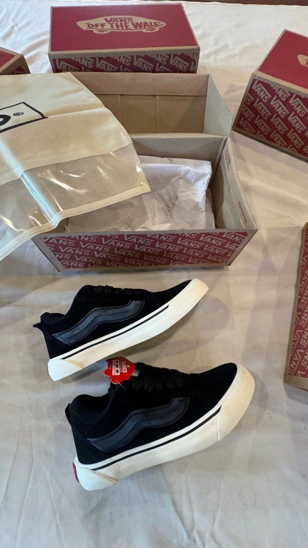Producto - VANS KNU NEGRAS