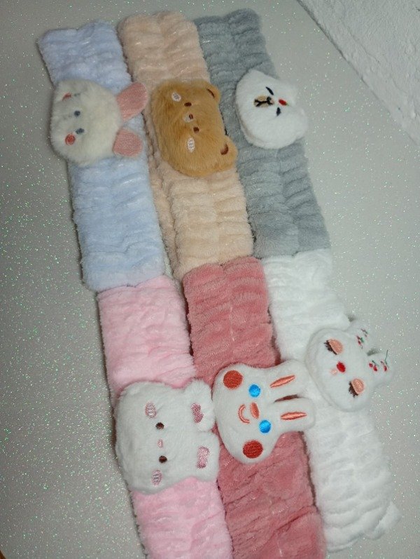 Producto - Vincha para skincare con muñequito