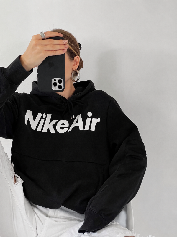 Producto - Buzo crop oversize Nike Air