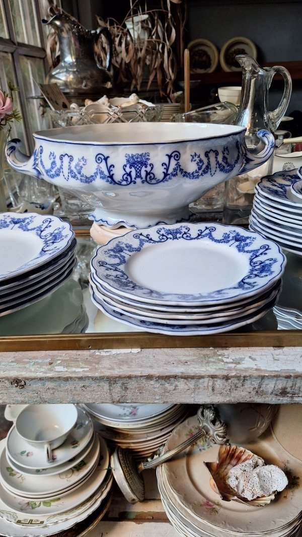 Producto - Sopera francesa con detalle sin tapa