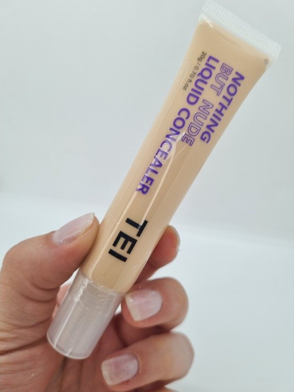 Producto - Corrector de ojeras pomo tei 8244