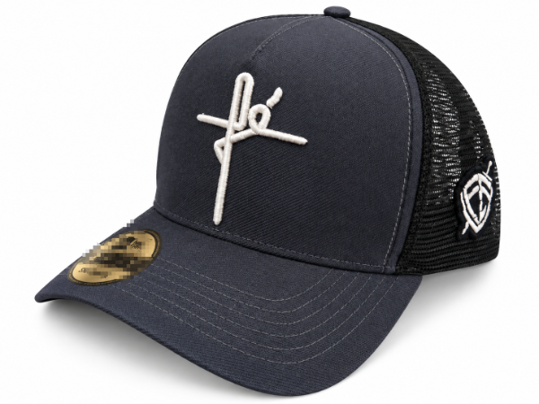 Producto - Gorra con trucker logotipo "FE" gris logo blanco