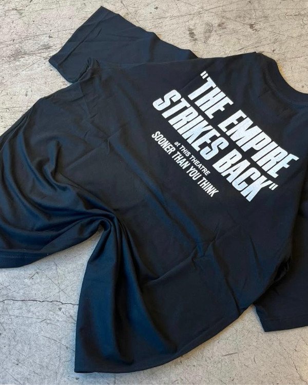 Producto - Remera Oversize Empire