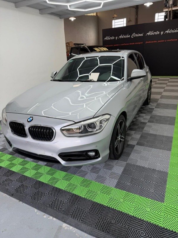 Producto - BMW 118 Sport AT 2018