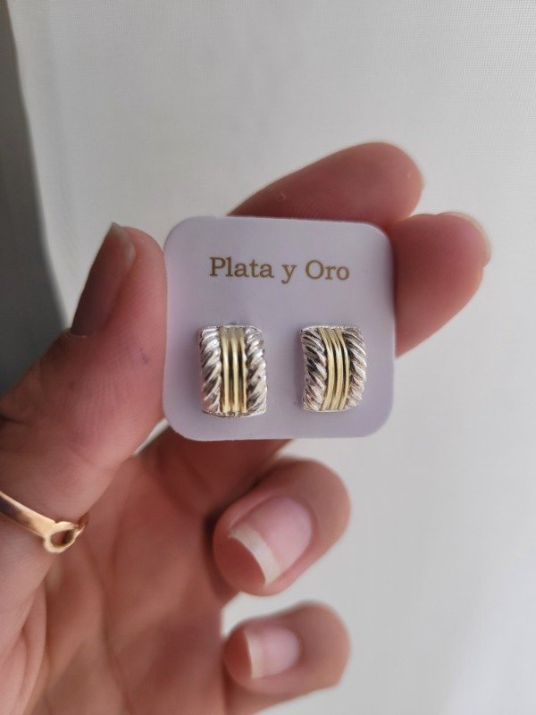 Producto - Semi argollitas torzadas - Plata 925 con Oro