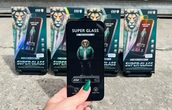 Producto - Vidrio templado superglass Iphone 16e