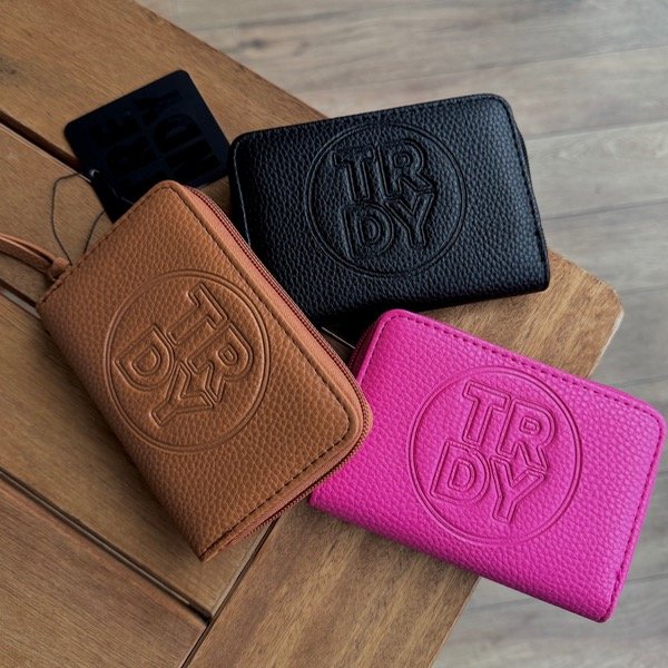 Producto - Billetera trendy pocket fucsia