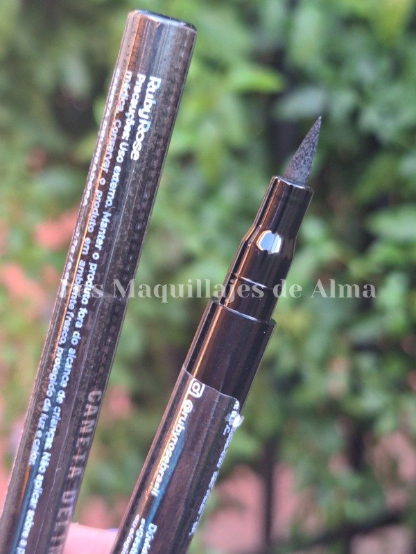 Producto - Delineador en fibra RUBY ROSE (waterproof)