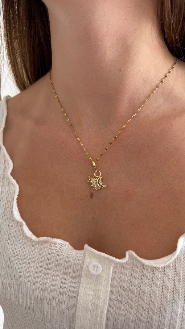 Producto - Collar universe dorado