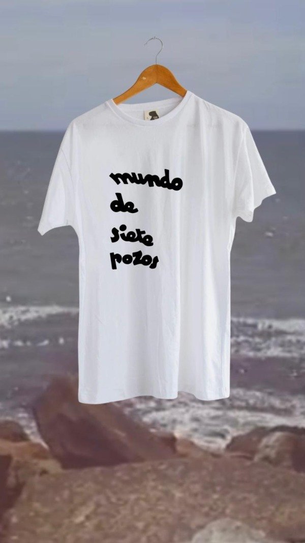 Producto - remera ALFONSINA STORNI