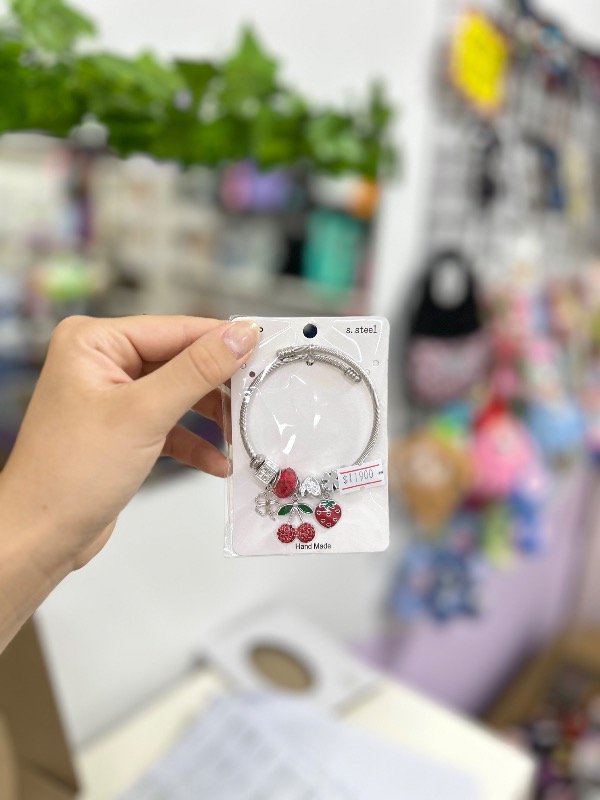 Producto - Pulcera tipo Pandora cherry