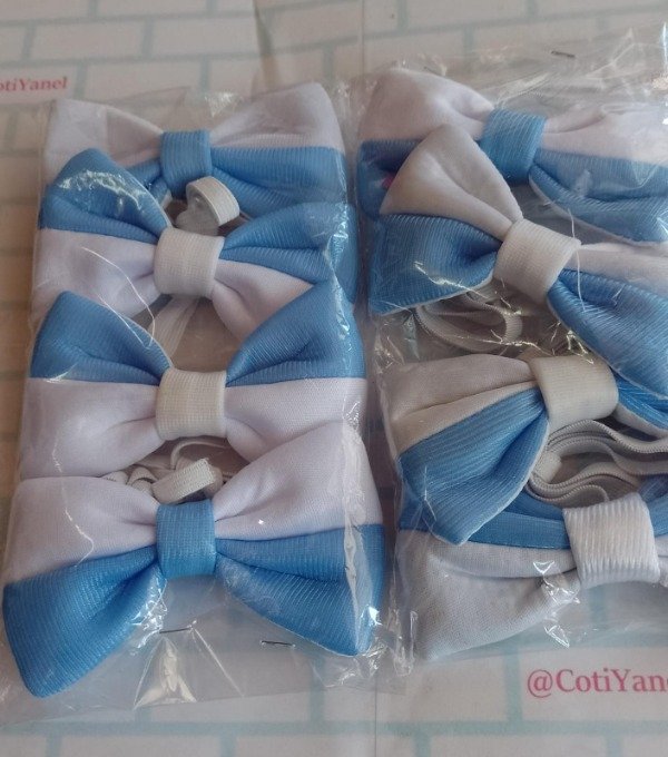Producto - Moño celeste y blanco