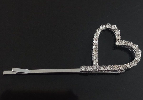 Producto - Hebilla corazón con cubik en acero plateado