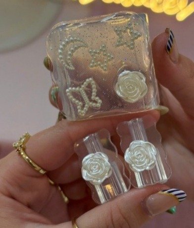 Producto - Protector de cargador + Cable Diseño Perlas