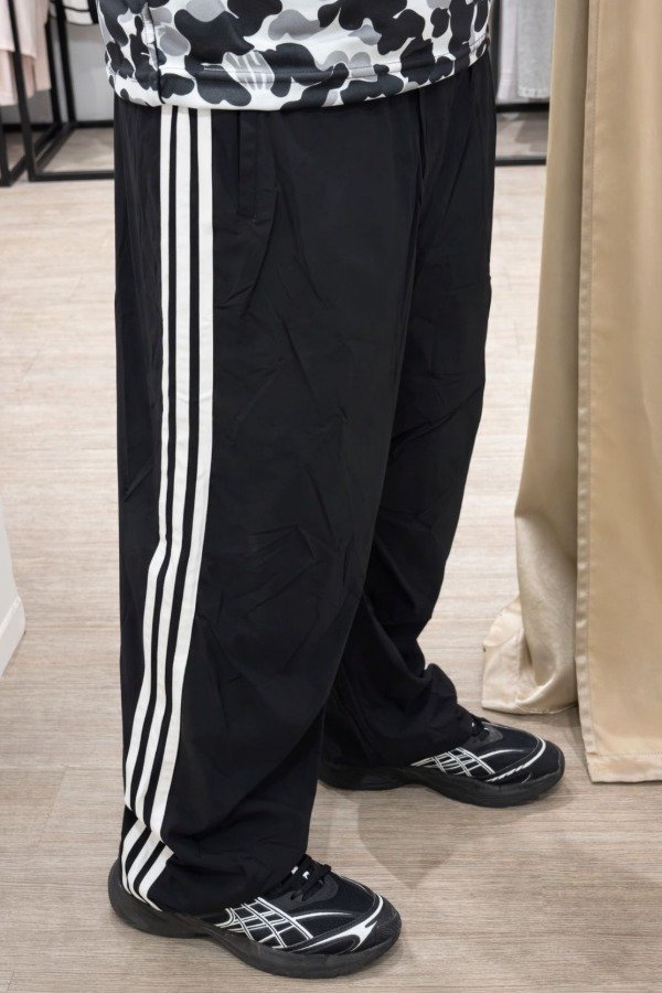 Producto - Rompeviento Baggy Negro