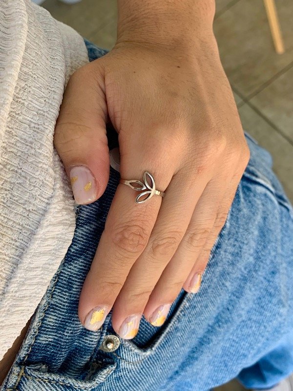 Producto - Anillo hojitas