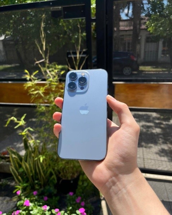 Producto - iPhone 13 Pro Celeste