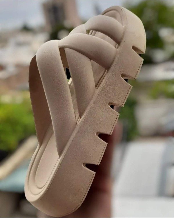 Producto - Gomones cruzados beige