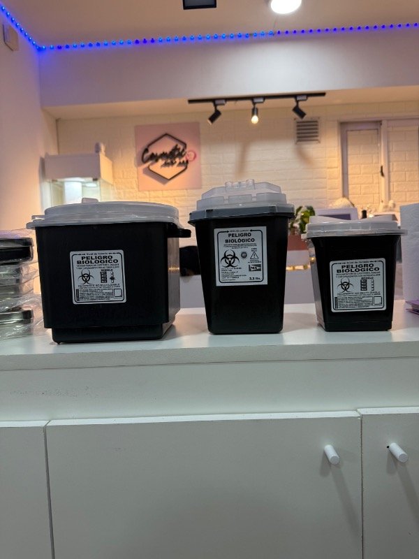 Producto - Descartador de agujas y cortopunzantes