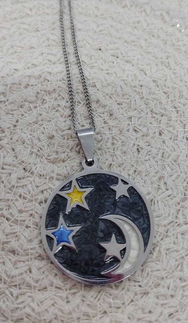 Producto - Luna y estrellas esmaltado negro