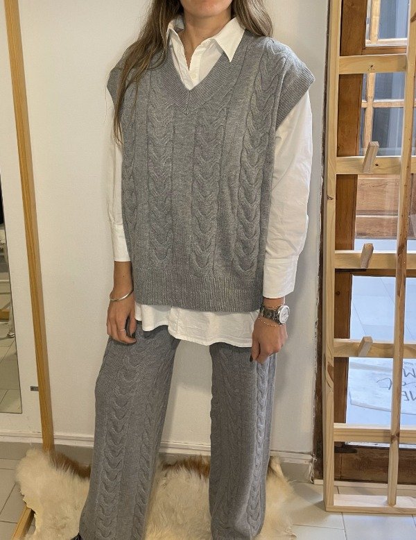 Producto - Conjunto tejido OCHOS GRIS