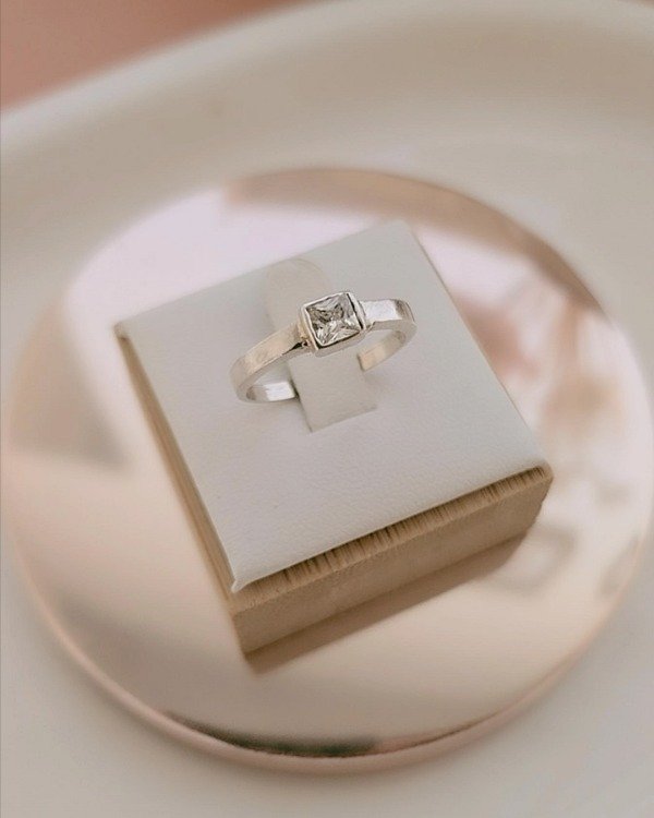 Producto - ANILLO PRISMA