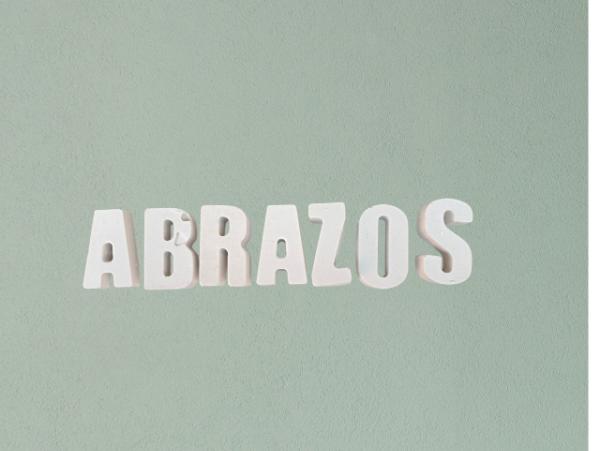 Producto - Palabra ABRAZOS