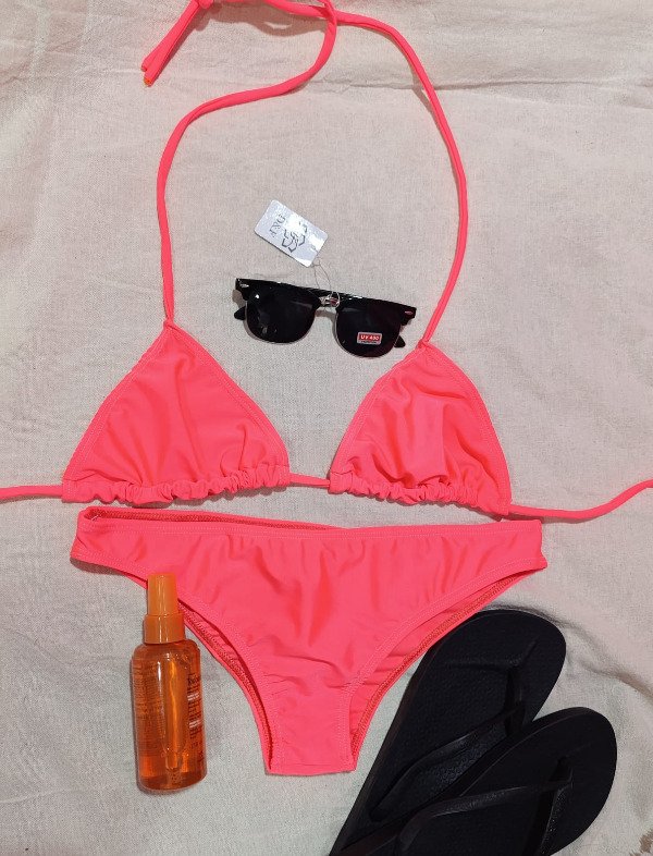 Producto - Bikini con vedetina coral