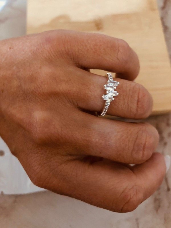 Producto - Anillo Maui micropave Acero Blanco