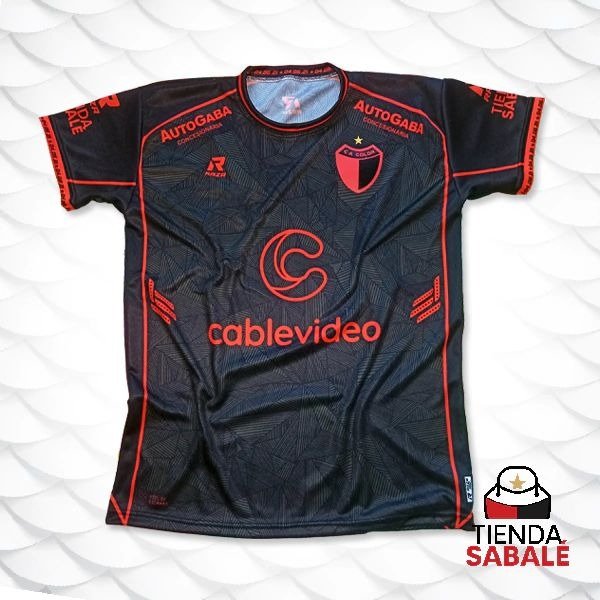 Producto - Camiseta Negra by RAZA