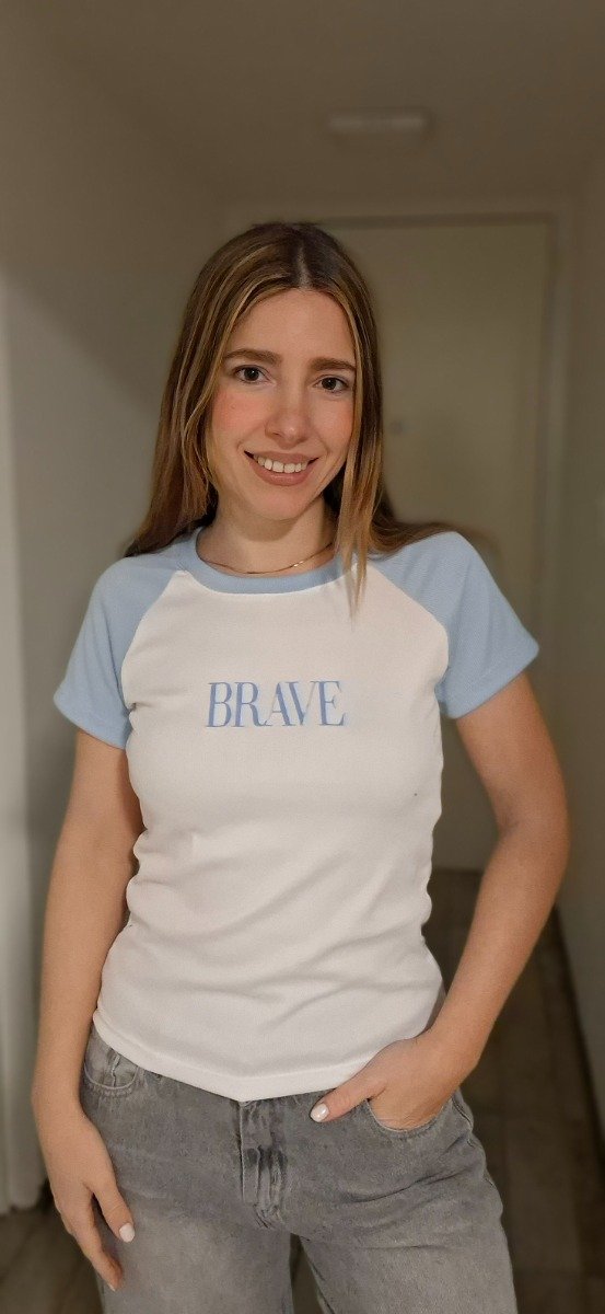 Producto - Remera Luci BRAVE celeste