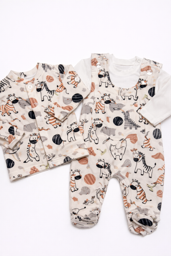 Producto - Trío campera y enterito plush + remera animales gris