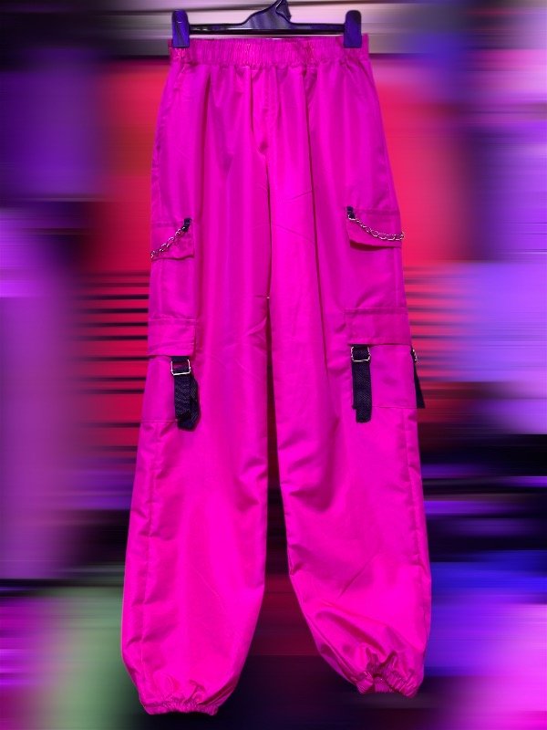 Producto - Jogger infantil cargo con cadenas fucsia