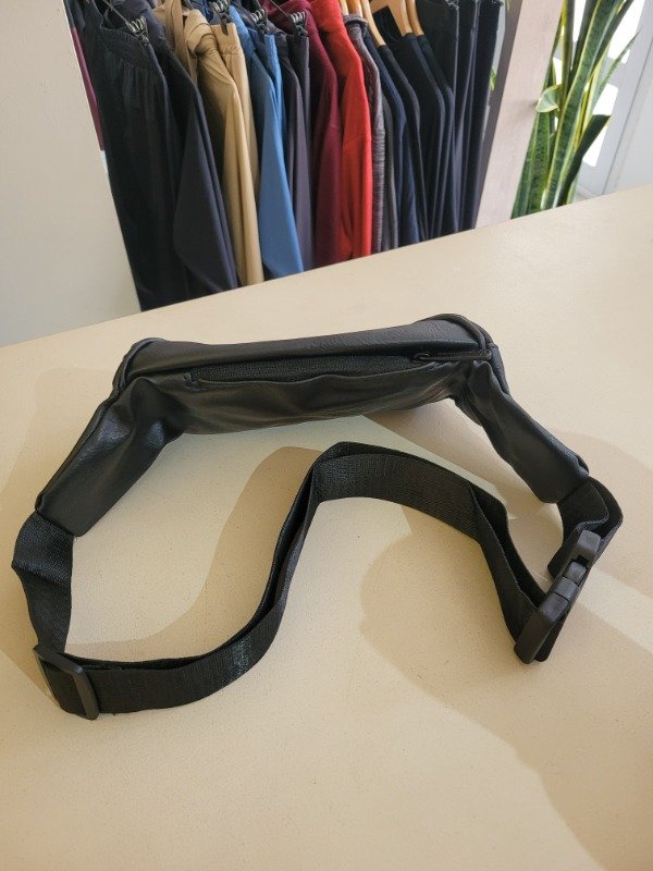 Producto - Riñonera Unicross de cuero - 3
