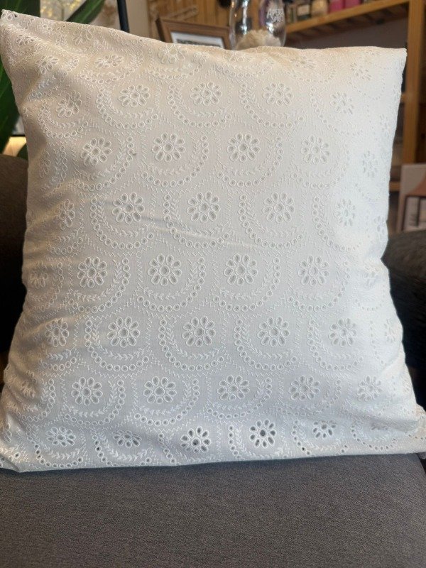 Producto - Almohadon broderie 50x50