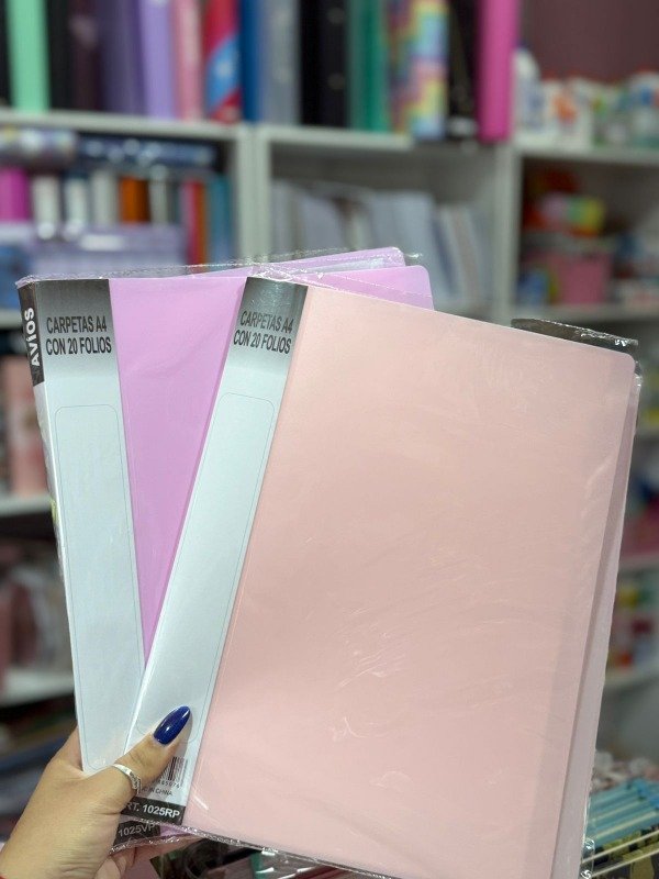 Producto - Carpeta A4 Pastel con 20 folios