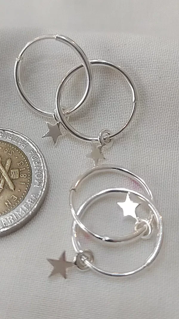 Producto - Argollita de Plata 925 con dije estrellita (1,5 cm)