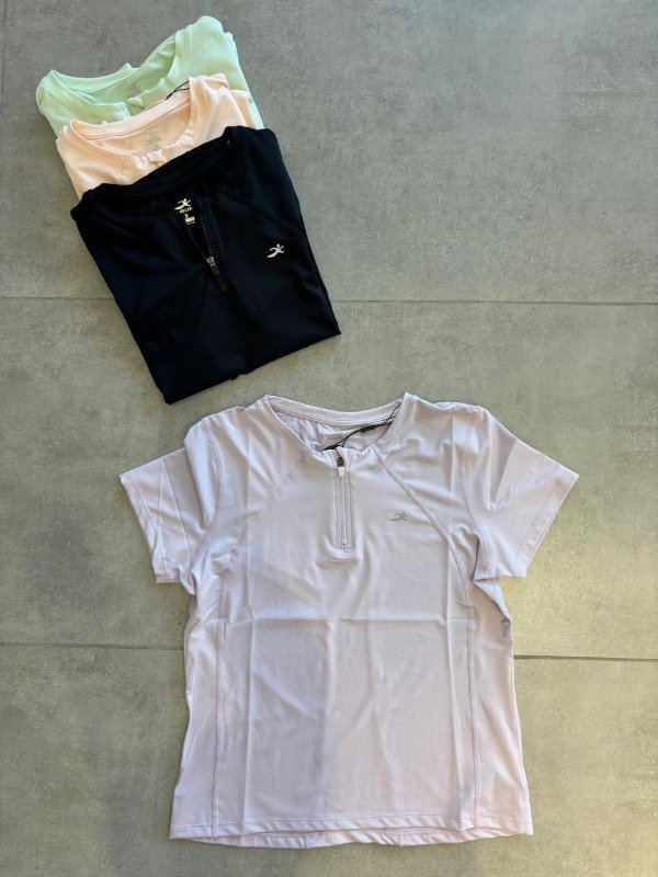 Producto - Remera IRUN c/cierre