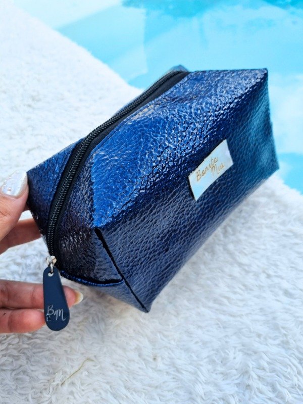 Producto - NECESER CHICO BONITA MIA AZUL METALIZADO