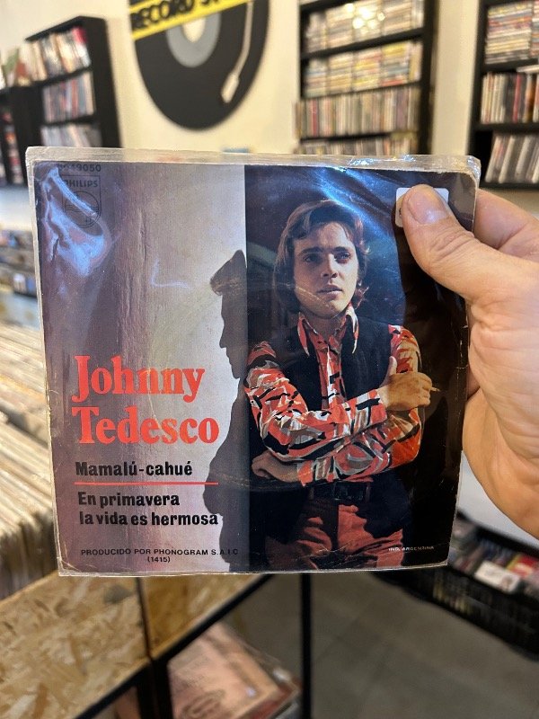 Producto - Johnny Tedesco Mamalu cahue simple 7