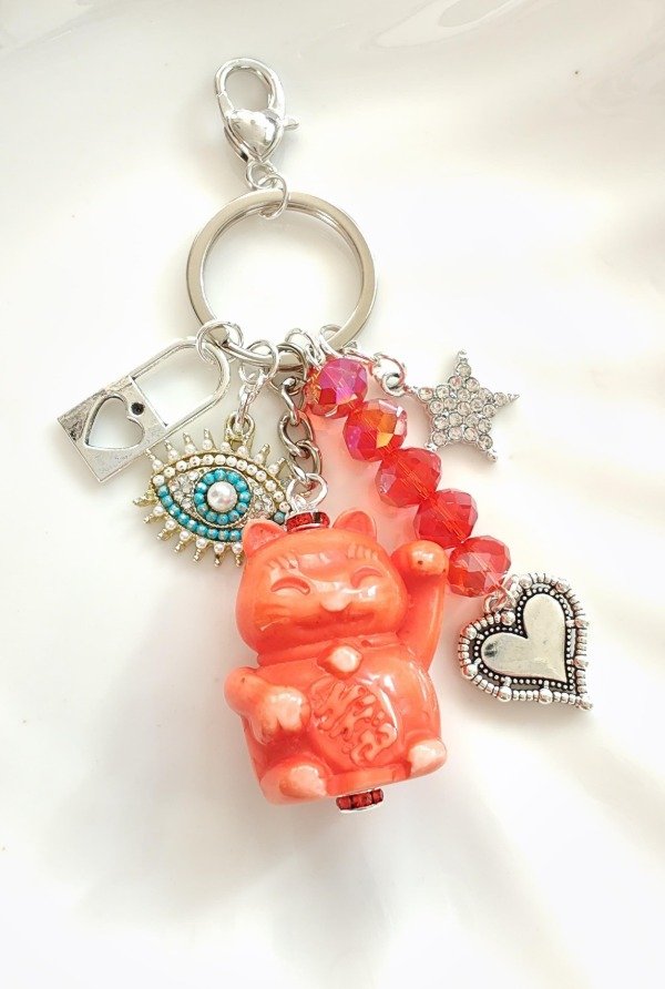 Producto - LLAVERO LUCKY CAT RED