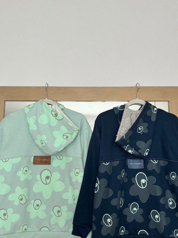 Producto - HOODIE ESENCIA ESPALDA