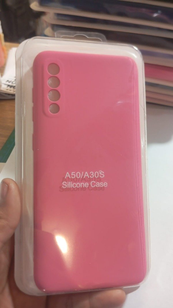 Producto - Funda Silicone Case Fucsia para Samsung A50